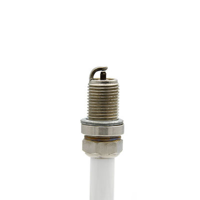 GE3-1 GE3-5 GK3-1 GK3-5 के लिए औद्योगिक स्पार्क प्लग R5K11-77L