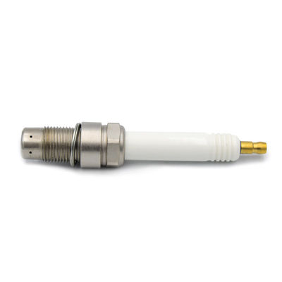 MTU12V4000GS इकाइयां उच्च वोल्टेज स्पार्क प्लग R6GC1-77M फ्लैट 0.3mm 77 प्रतिरोधक प्री-चैम्बर