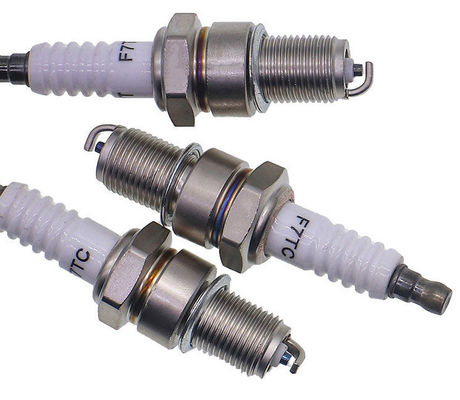 ईंधन की बचत ऑटो स्पार्क प्लग F7TC समतुल्य F6tc Wr7dc + W20ep-U