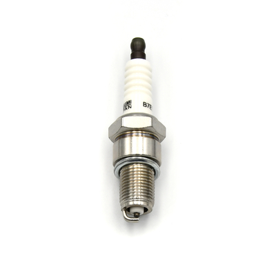 कॉपर कोर स्पार्क प्लग NGK BP7HS DENSO W22ESRU